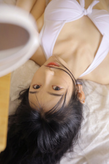 绝色男修皆炉鼎